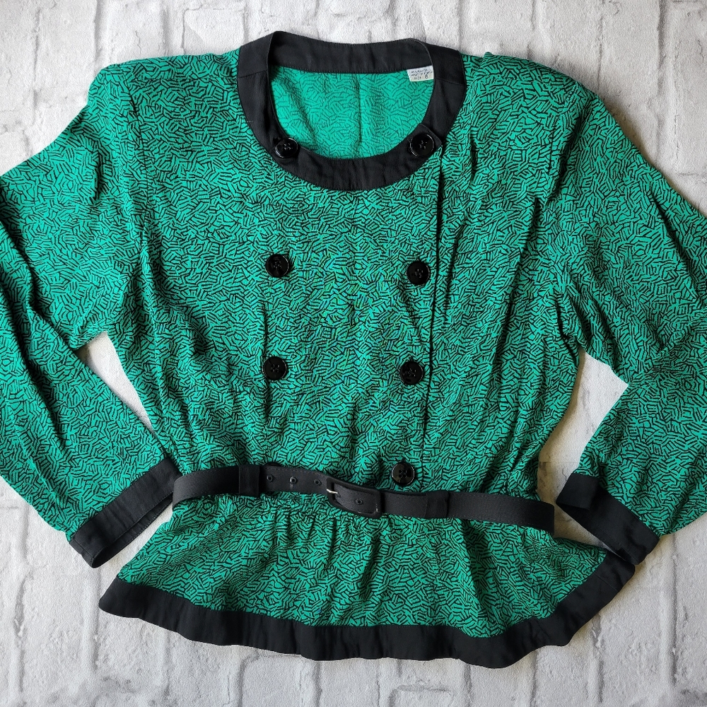 Vintage Retro 80s Blouse with shoulder pads and belt size 8 green & black